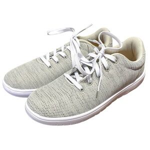 Crane Sneakers Women's Size L-9 Gray & White Lace-Up Low Top Shoes